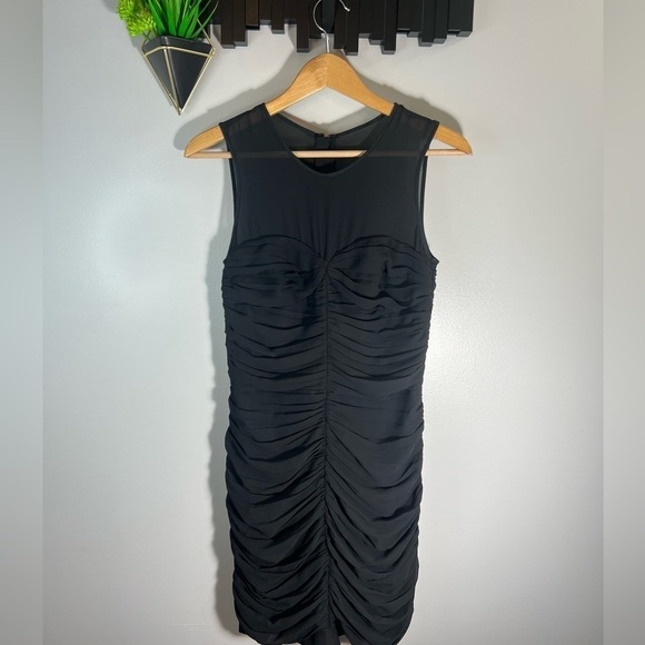 Black Ruched Bodycon Dress; H&M Size 6 - Picture 2 of 9